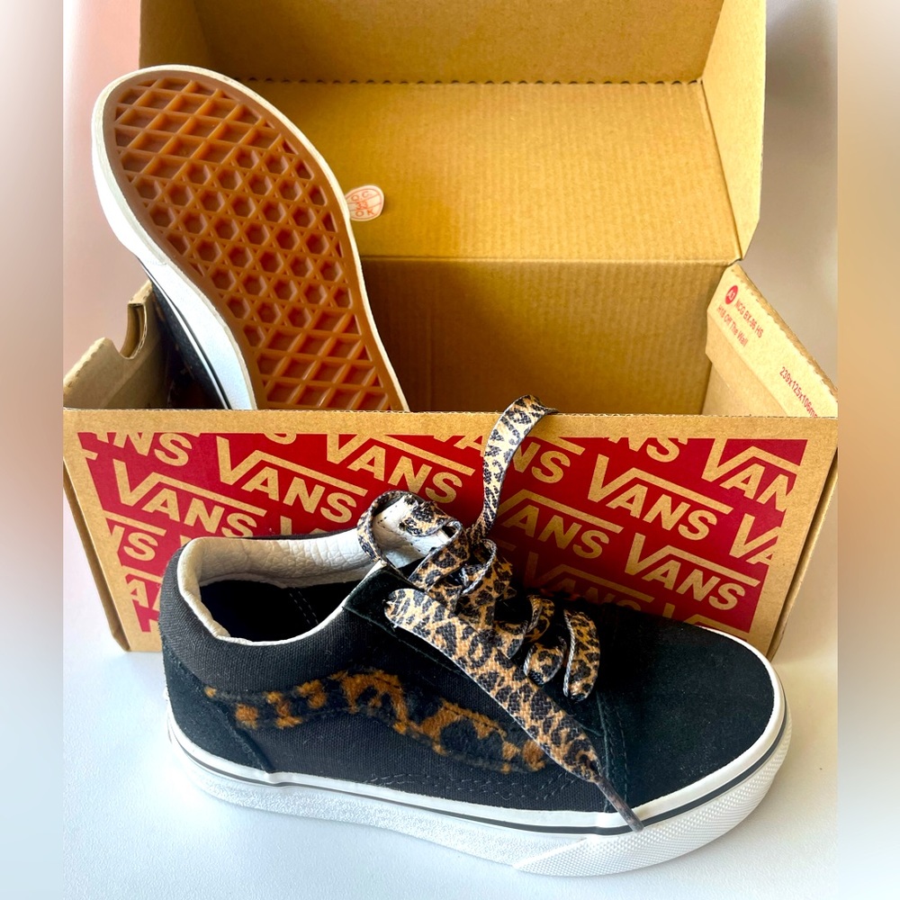 Girls Vans sneakers
